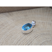 Echt zilveren hanger met topaas